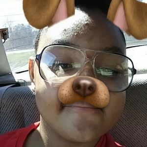 Meet your Posher, Monique